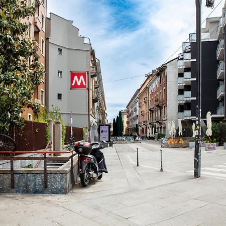 Dehomes - Porta Genova Luxury Stay Милано Екстериор снимка