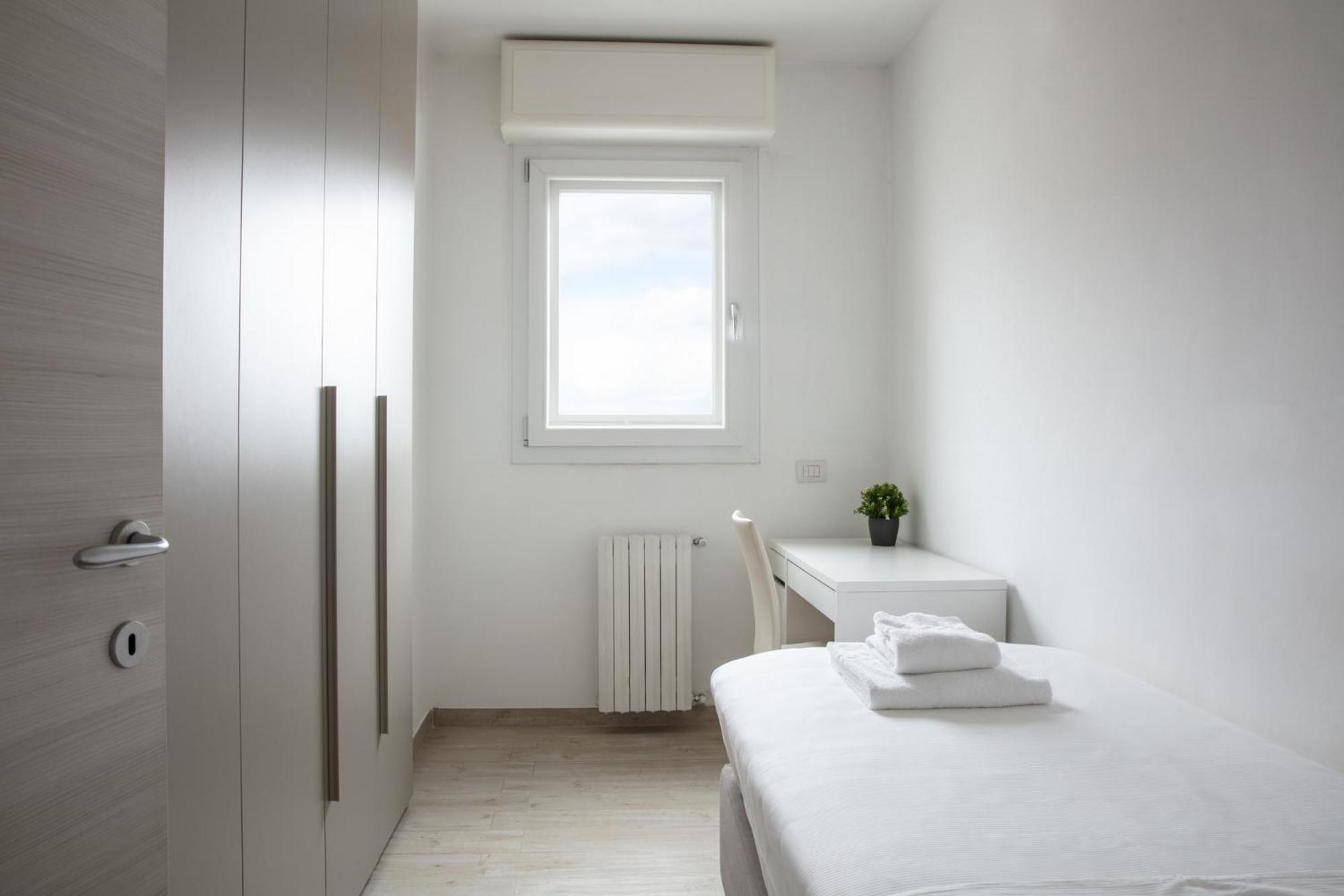 Dehomes - Porta Genova Luxury Stay Милано Екстериор снимка