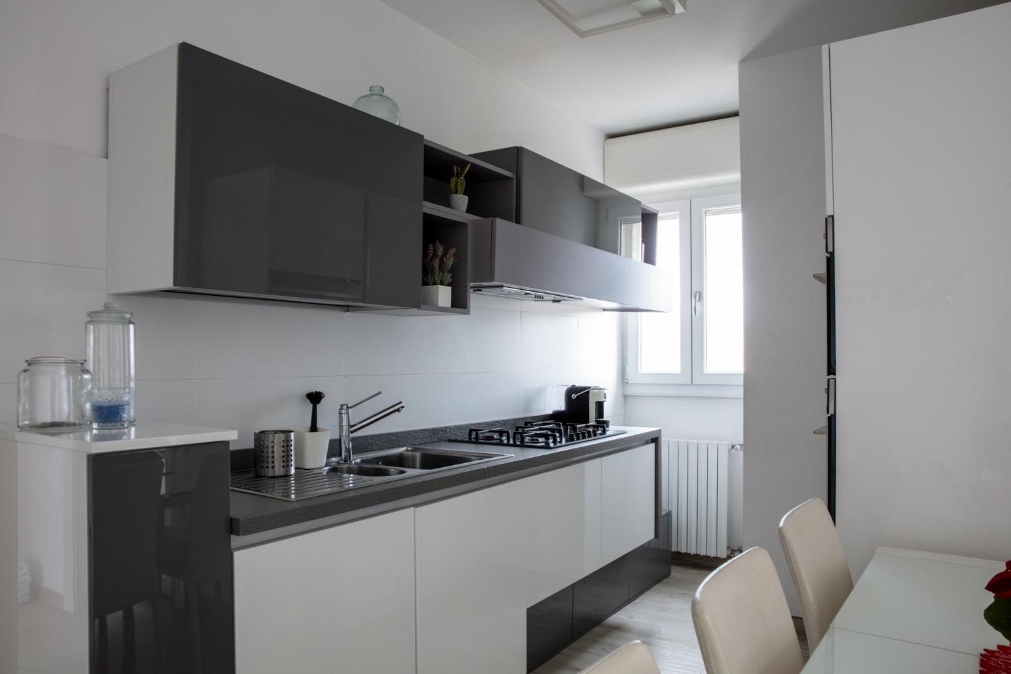 Dehomes - Porta Genova Luxury Stay Милано Екстериор снимка