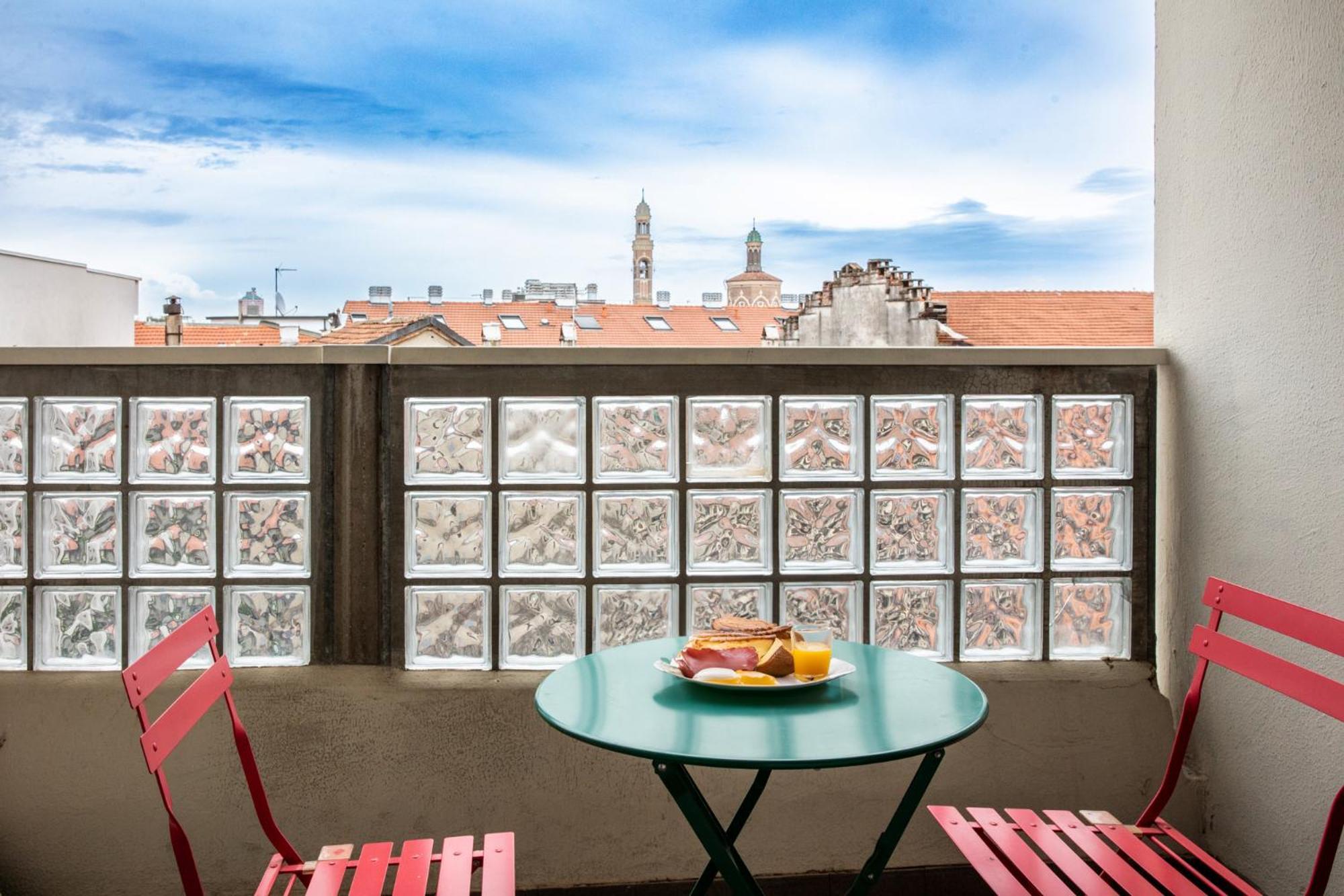 Dehomes - Porta Genova Luxury Stay Милано Екстериор снимка