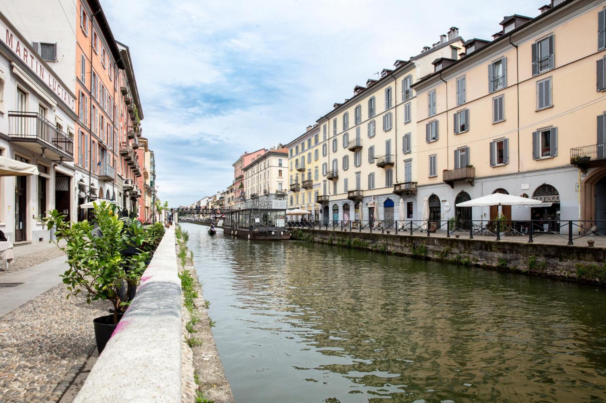 Dehomes - Porta Genova Luxury Stay Милано Екстериор снимка